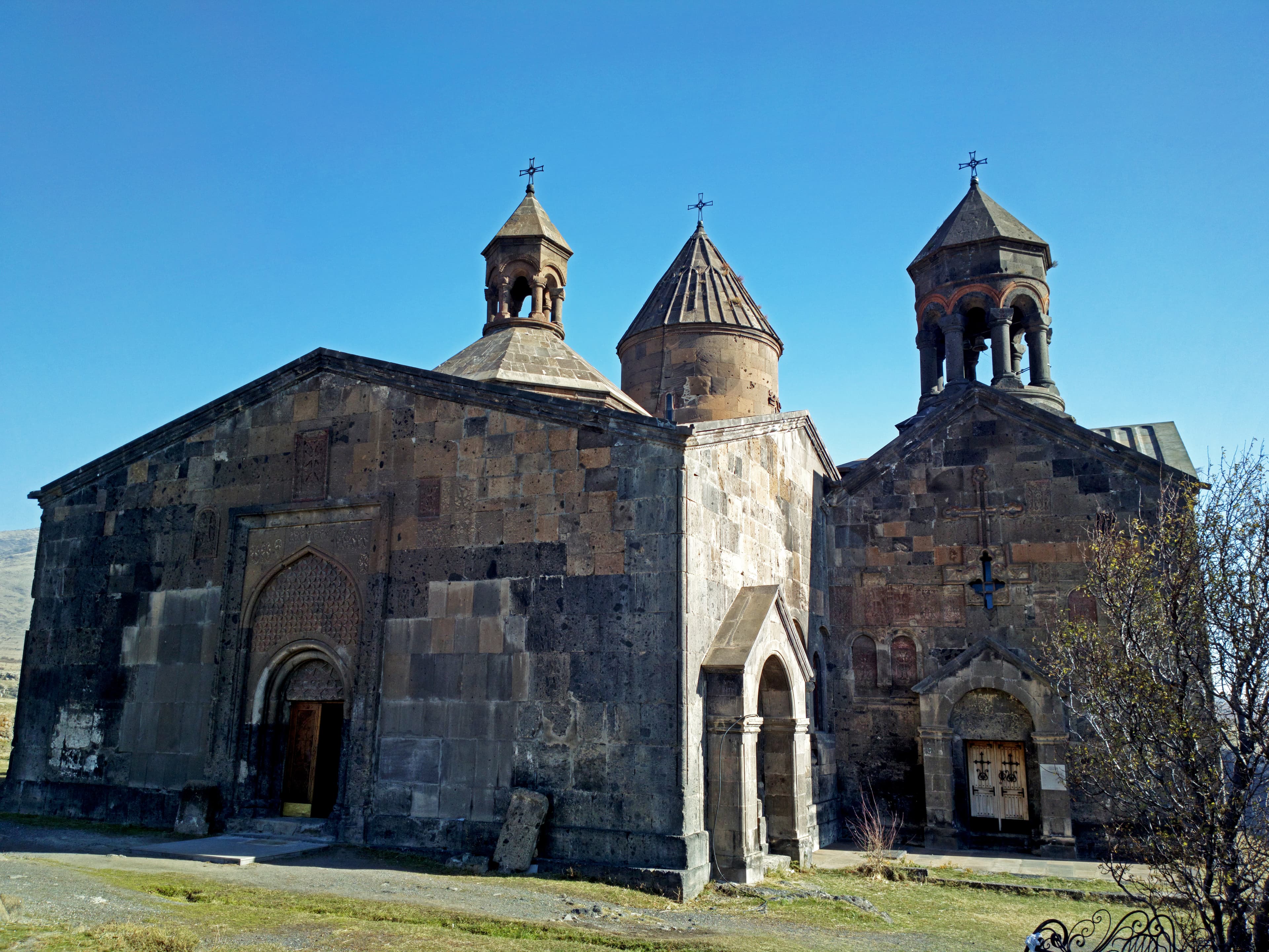 Monastère de Saghmosavank en Arménie