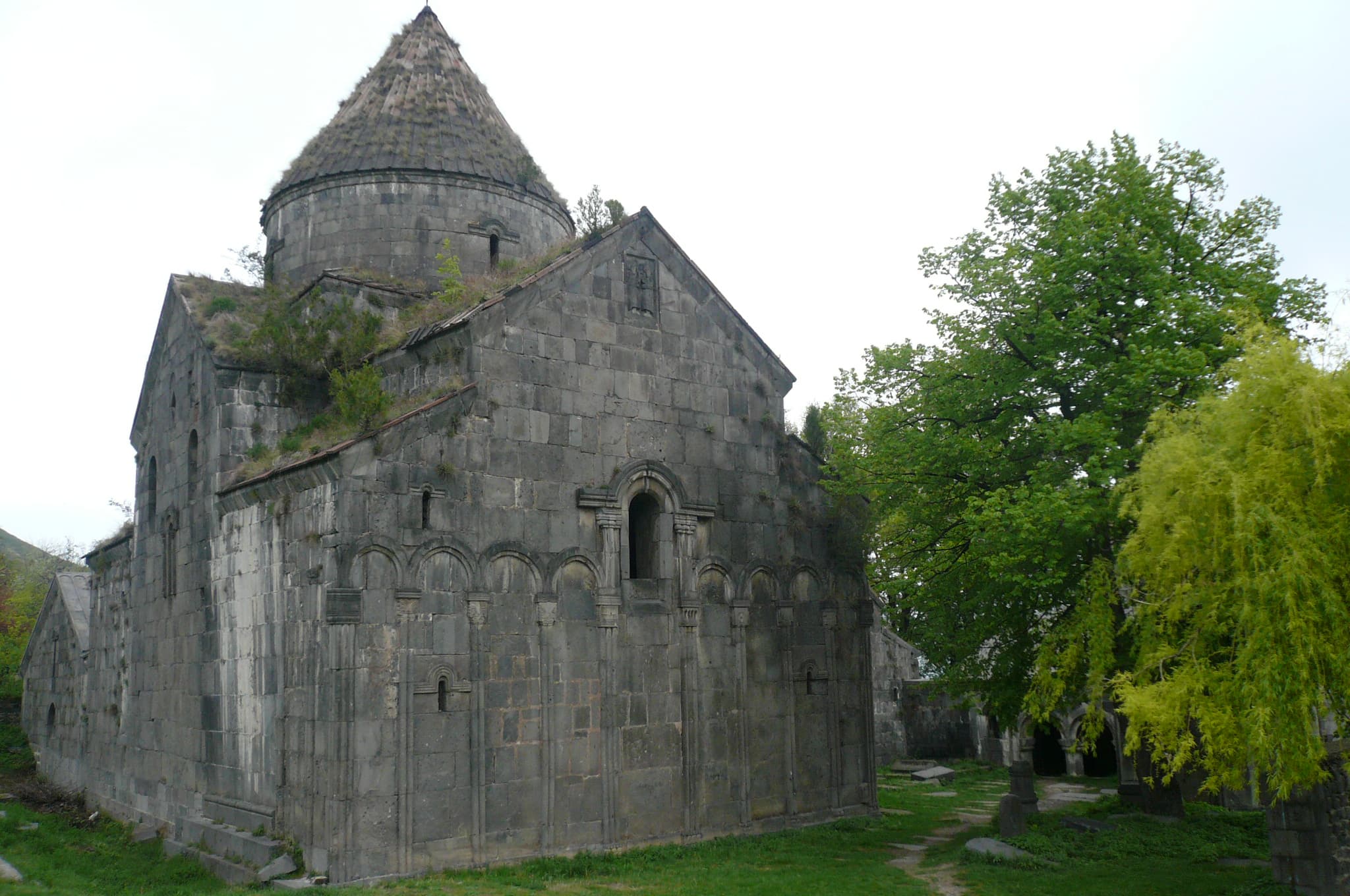 View of Magellan Cave (Magil)